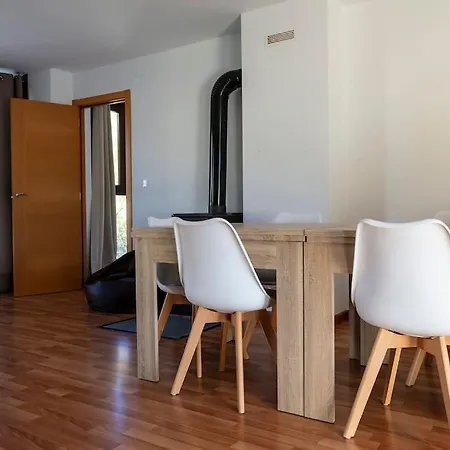 Espacioso Y Luminoso Duplex Con Buhardilla *